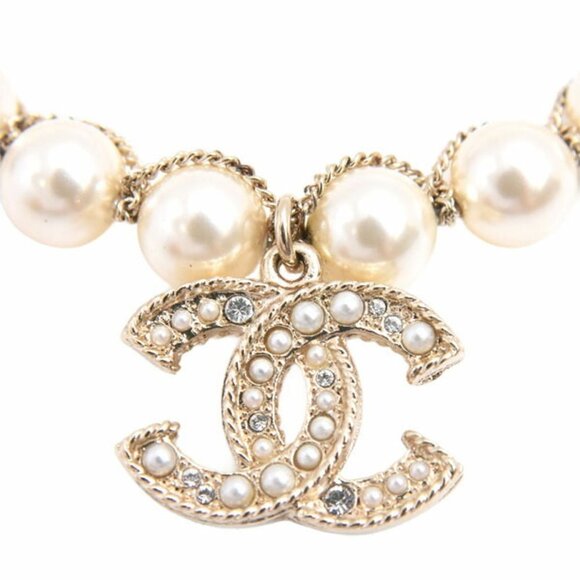 CHANEL Gold Pearl Logo Charm Bracelet - Picture 3 of 8